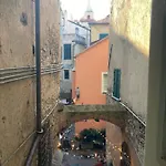 Archivolto Del Teatro Gæstehus