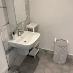 Archivolto Del Teatro 3* Альбенга