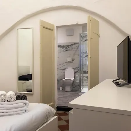 Archivolto Del Teatro Gasthof *