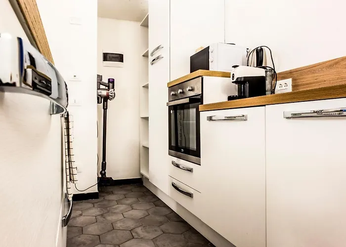 Archivolto Del Teatro בית הארחה 3*